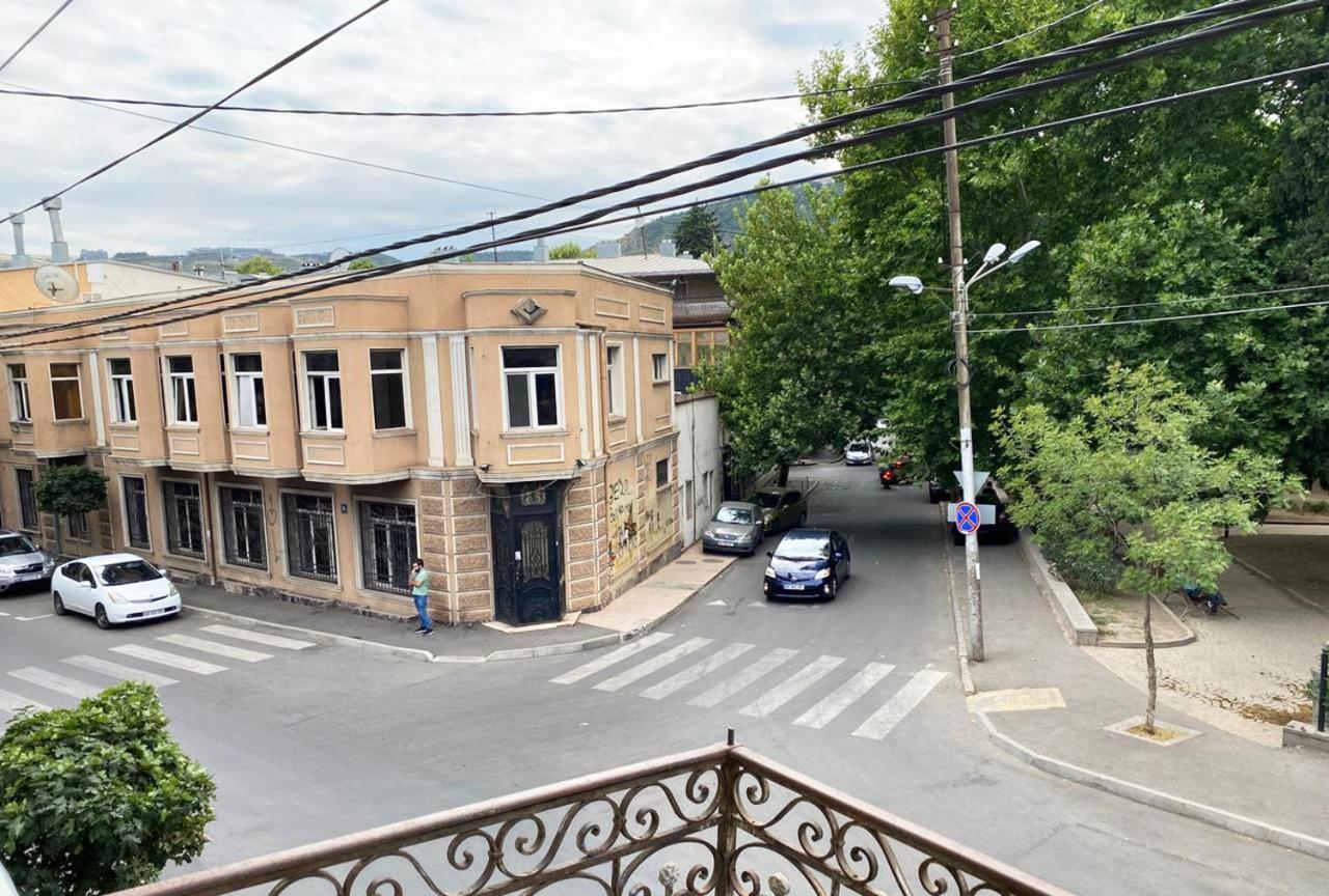 Apartamento Pretty House Tiflis Exterior foto